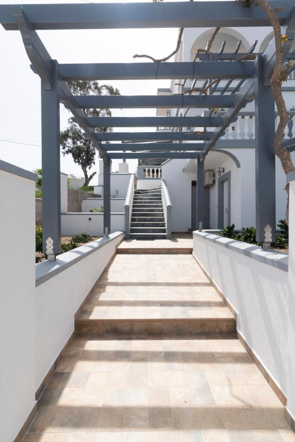Tassos Apartments I Alinda  Exterior photo